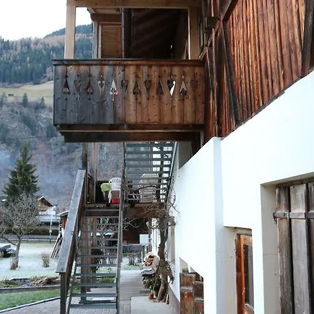 Eggerhof * ノイシュティフト・イム・シュトゥーバイタール